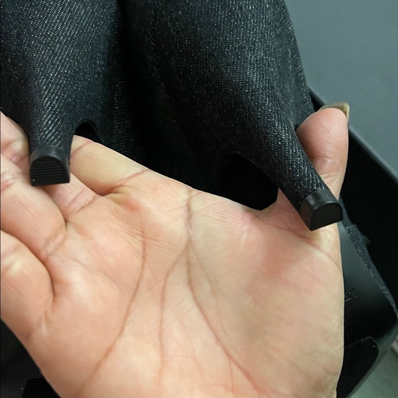 Kendall + Kylie Calie Black denim Fabric